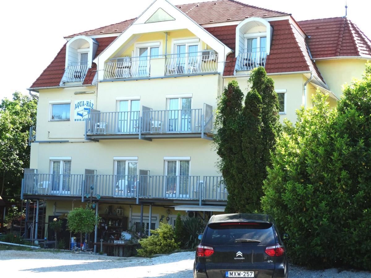 Apartamento Aqua Ház Panzió sz. Balatonfüred Exterior foto